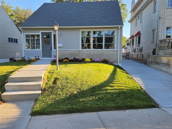 259-30 61st Avenue, Little Neck, NY 11362