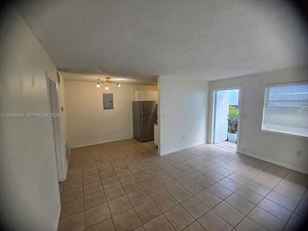 1530 NE 110th St, Unit 1530, Miami, FL 33161