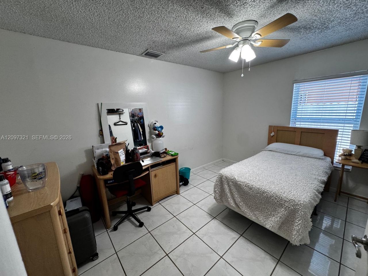 5836 NW 199th St, Hialeah, FL 33015 Photo
