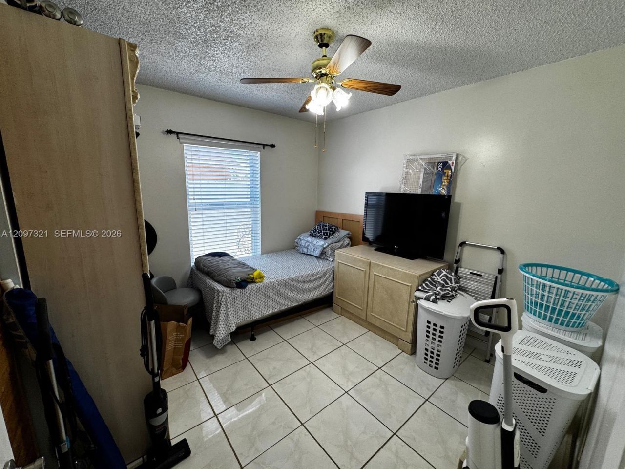 5836 NW 199th St, Hialeah, FL 33015 Photo