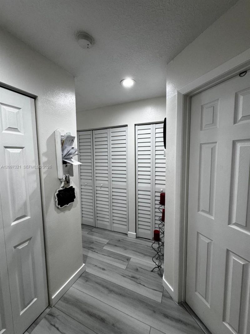 5836 NW 199th St, Hialeah, FL 33015 Photo