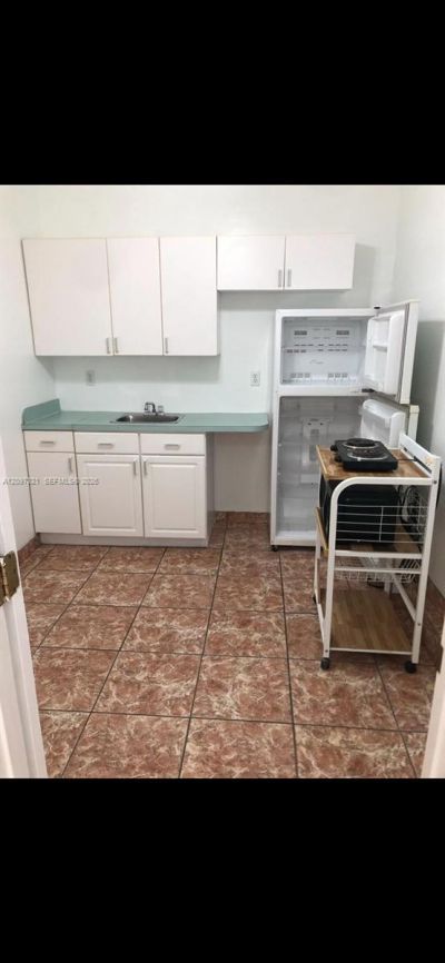 5836 NW 199th St, Hialeah, FL 33015 Photo