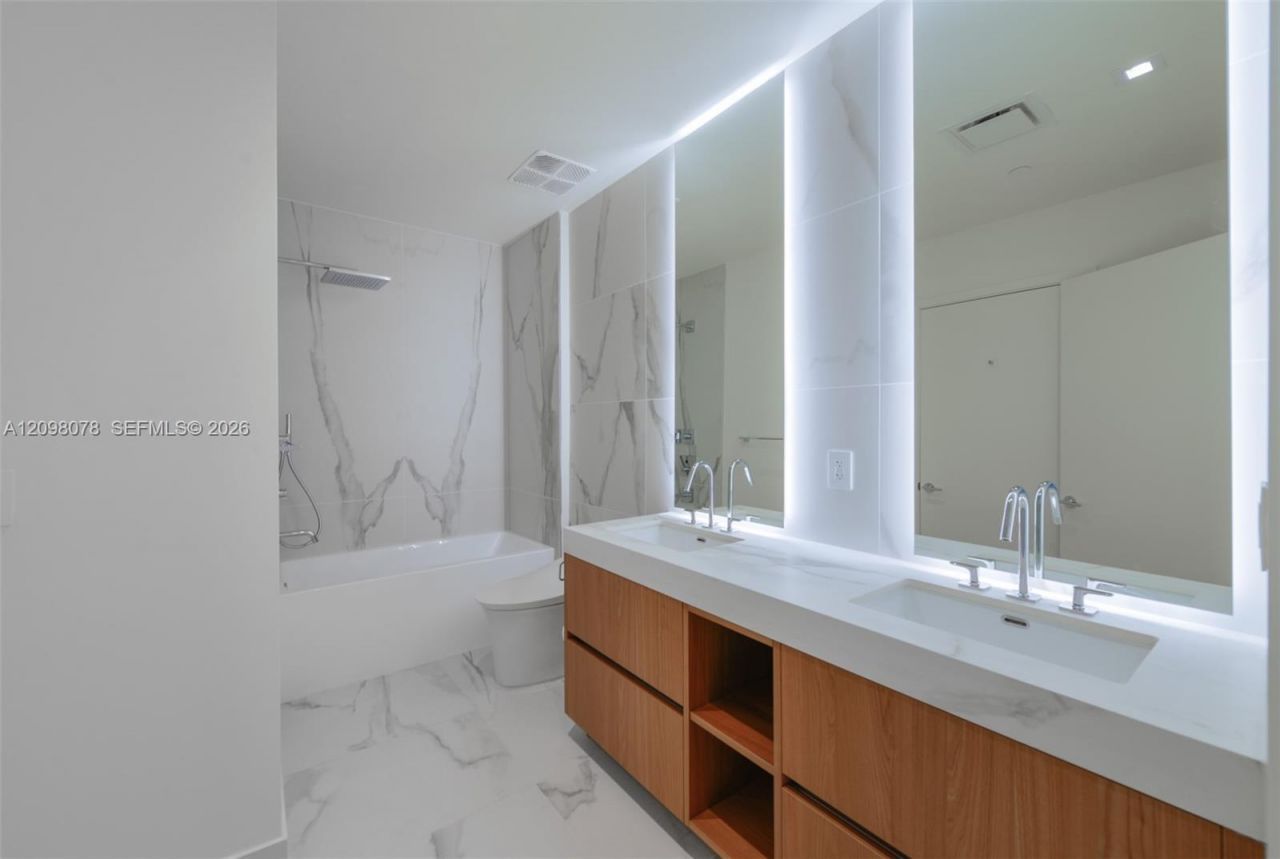 1400 Biscayne Blvd, Unit 2207, Miami, FL 33132 Photo
