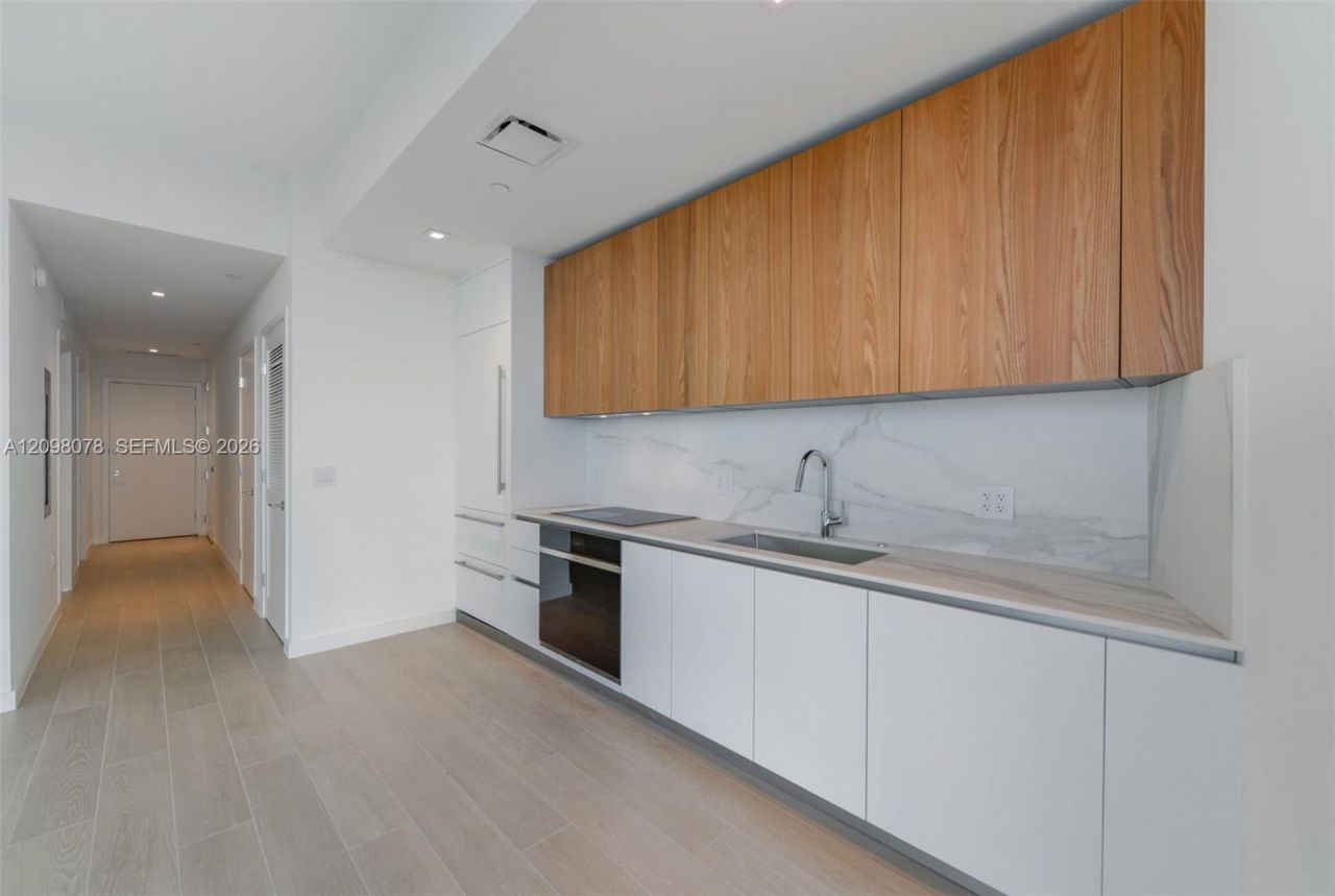 1400 Biscayne Blvd, Unit 2207, Miami, FL 33132 Photo