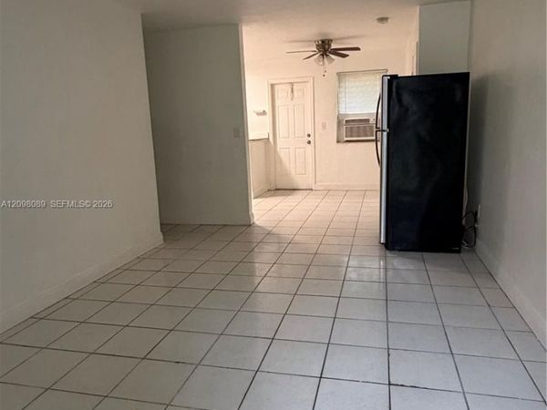 16031 NE 18th Pl , Unit 2, North Miami Beach, FL 33162