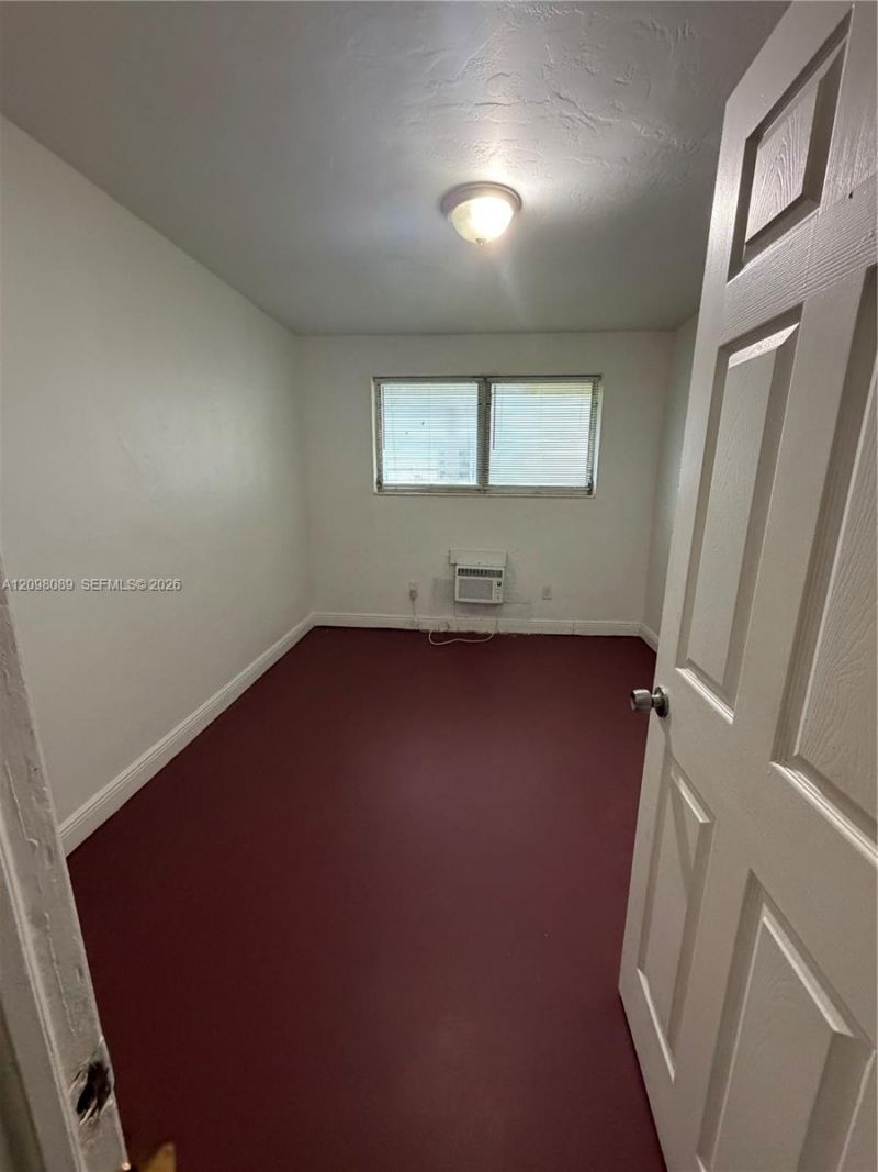 16031 NE 18th Pl, Unit 2, North Miami Beach, FL 33162 Photo