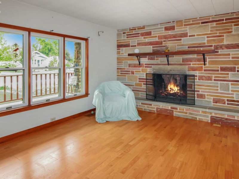 410 E 6th Street, Port Clinton, OH 43452 Photo 5