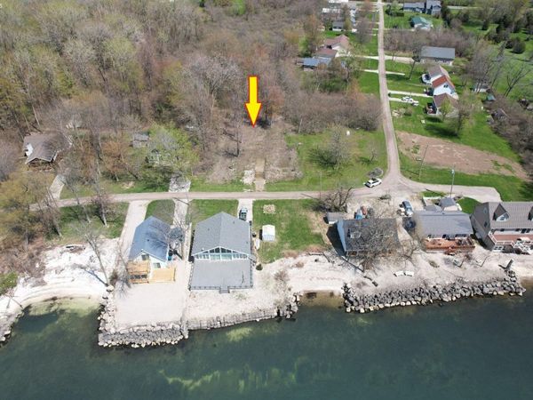 1053 Harborview Drive, Middle Bass Island, OH 43446