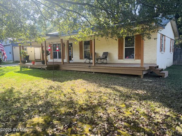 729 Blue Bonnett Lane , Bolivar, TN 38008
