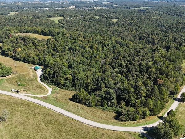 800 Sparksville Road , Columbia, KY 42728