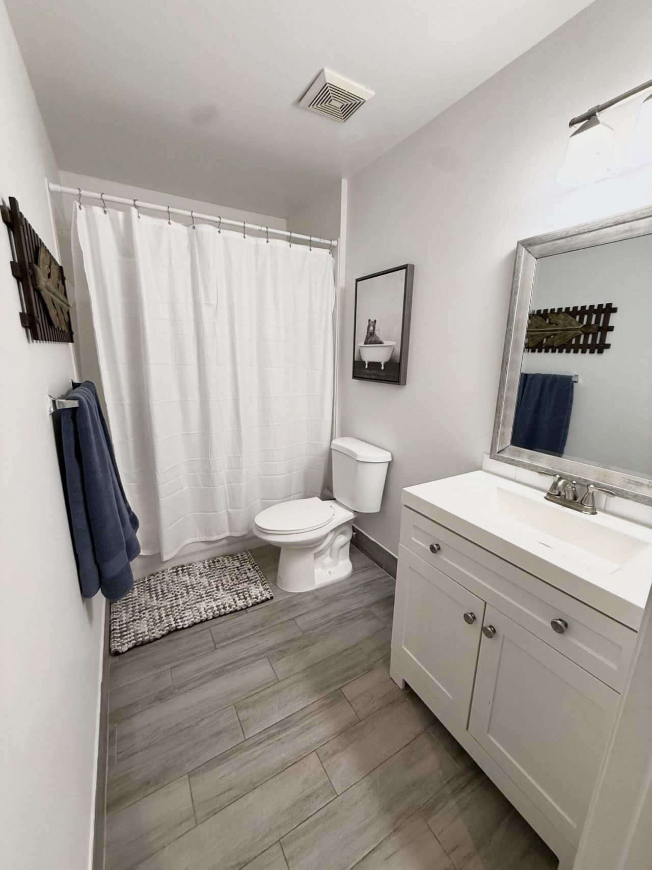 2040 Greenview Shores Boulevard, Unit 211, Wellington, FL 33414 Photo
