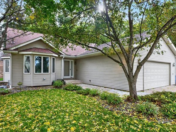 4975 Lincoln Drive, Edina, MN 55436