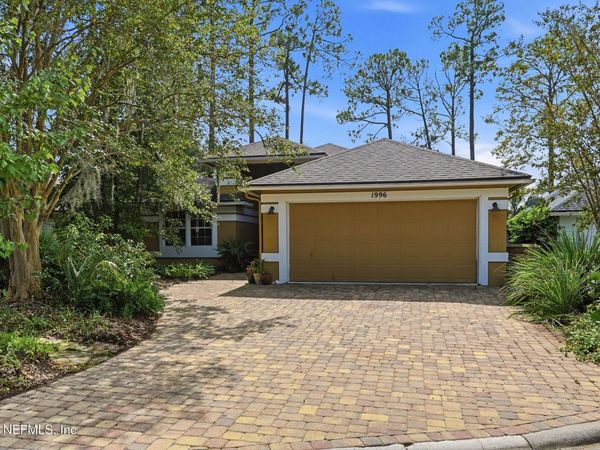 1996 GREEN HERON Point, Jacksonville Beach, FL 32250