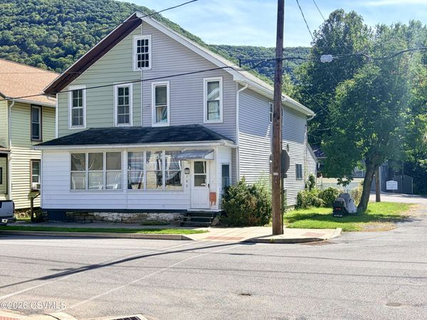 700 ONTARIO Avenue , Renovo, PA 17764