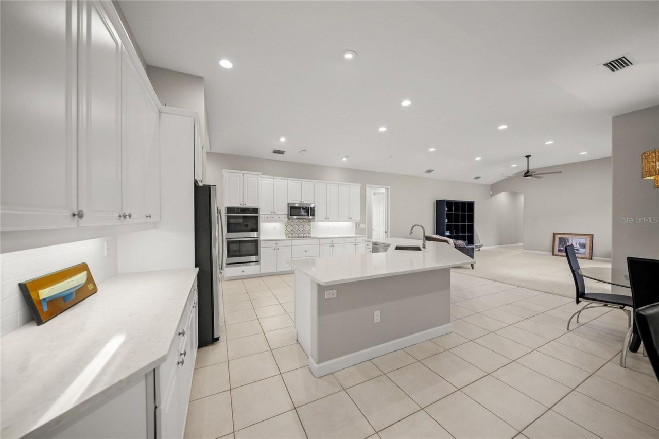 9075 Misty Creek Drive, Sarasota, FL 34241 Photo
