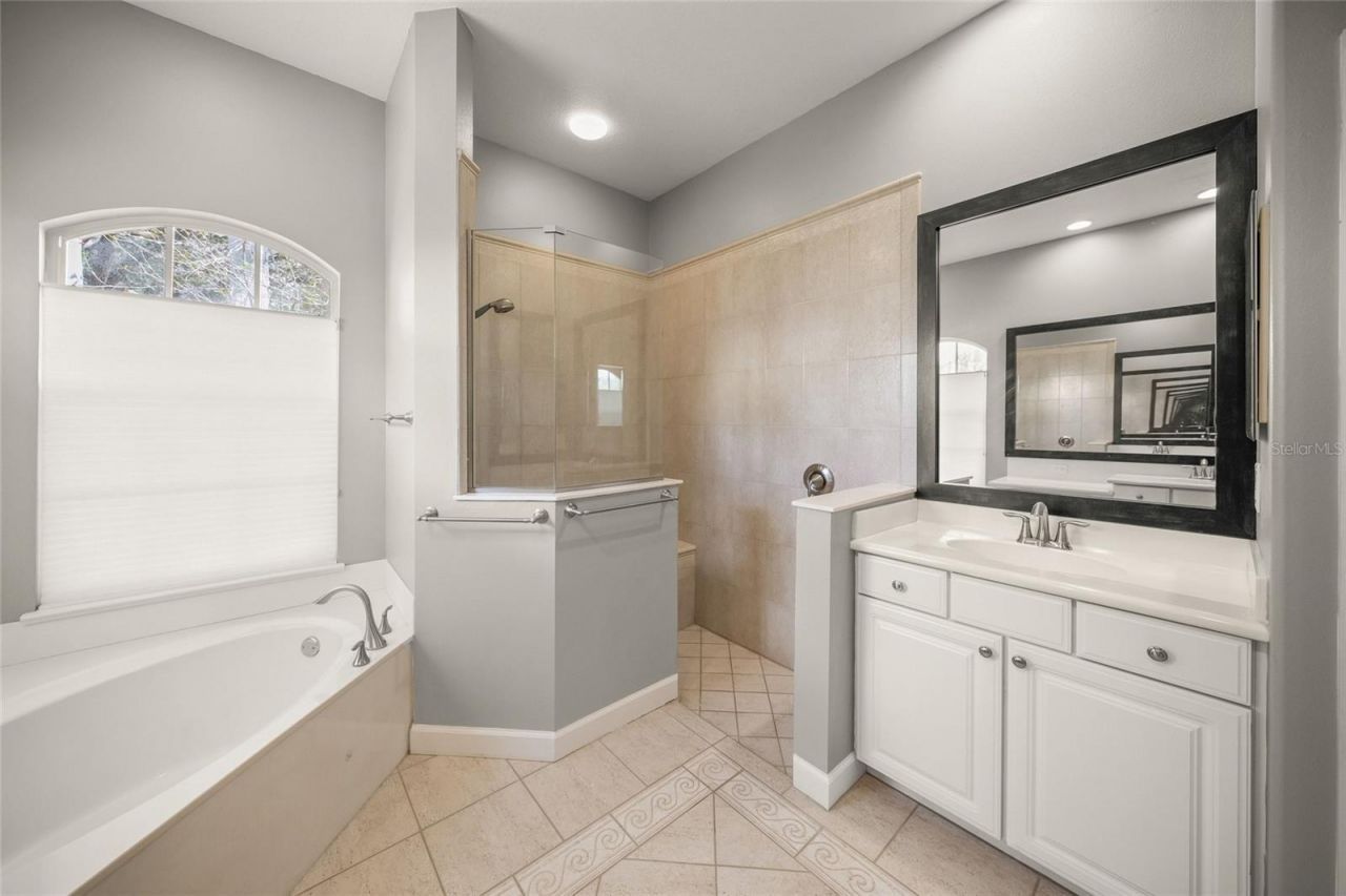 9075 Misty Creek Drive, Sarasota, FL 34241 Photo