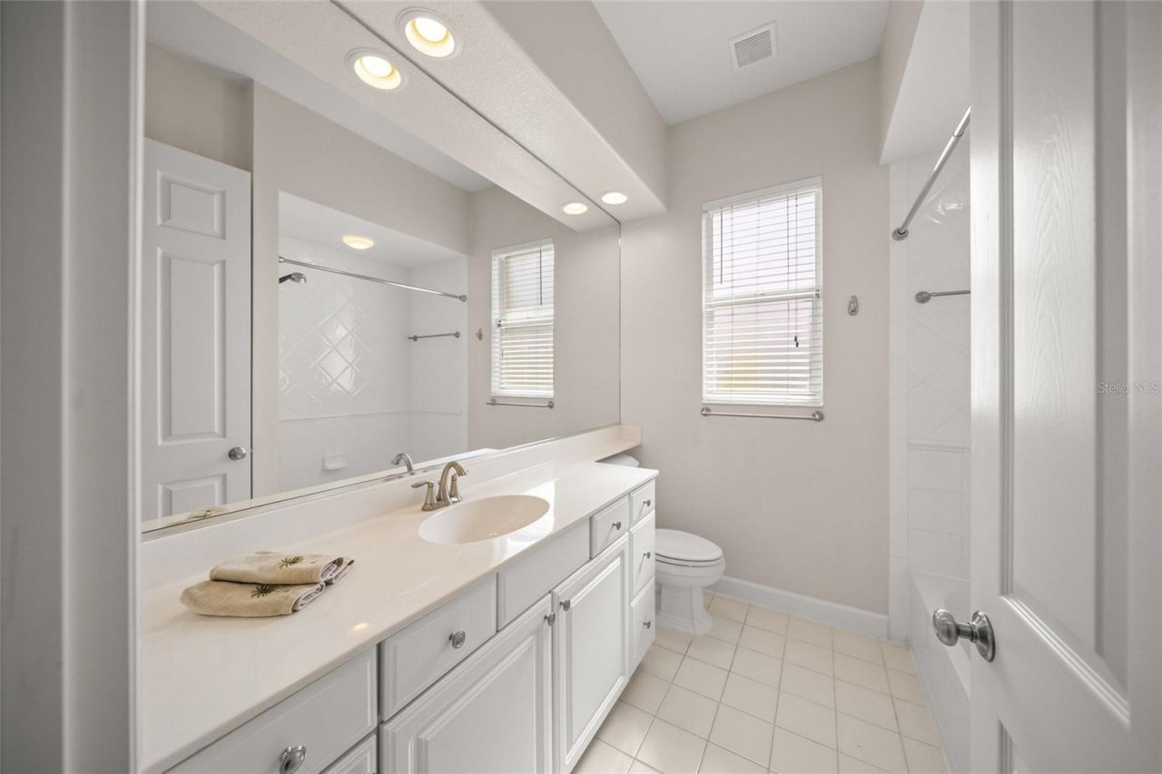 9075 Misty Creek Drive, Sarasota, FL 34241 Photo