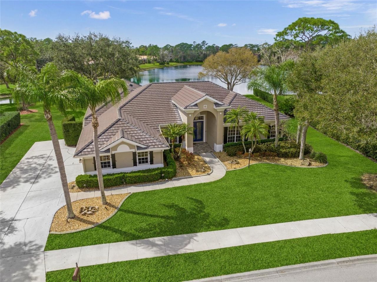 9075 Misty Creek Drive, Sarasota, FL 34241 Photo