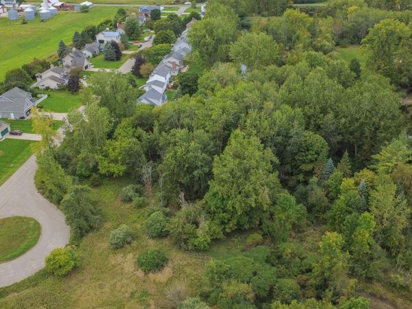 11 McDonald Drive, Mt Pleasant, MI 48858