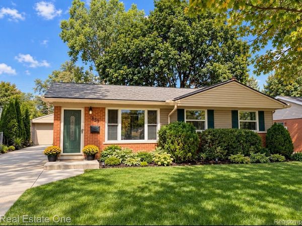 633 Rewold Drive, Rochester, Mi 48307