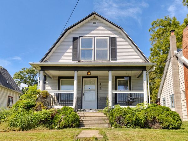 206 E 16th Street , Des Moines, IA 50316