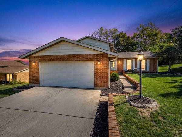 90 Mollie Drive, Hamilton, OH 45013