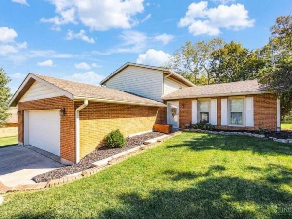 90 Mollie Drive, Hamilton, OH 45013