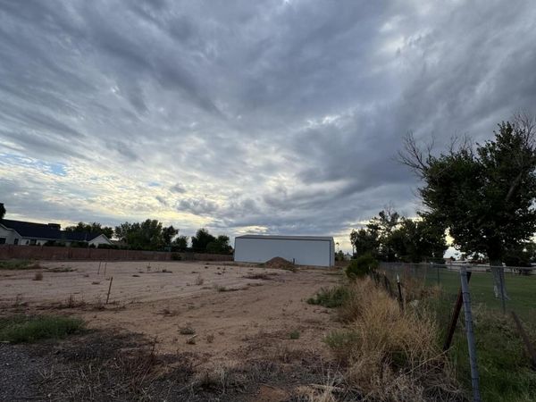 2468 E DESERT Lane, Unit -, Gilbert, AZ 85234