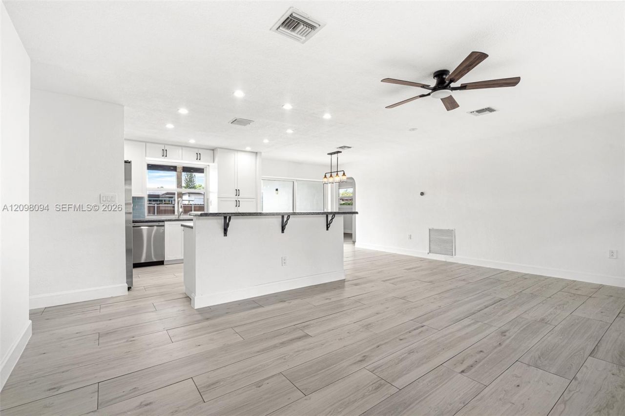 7960 Shalimar St , Unit 7960, Miramar, FL 33023 Photo