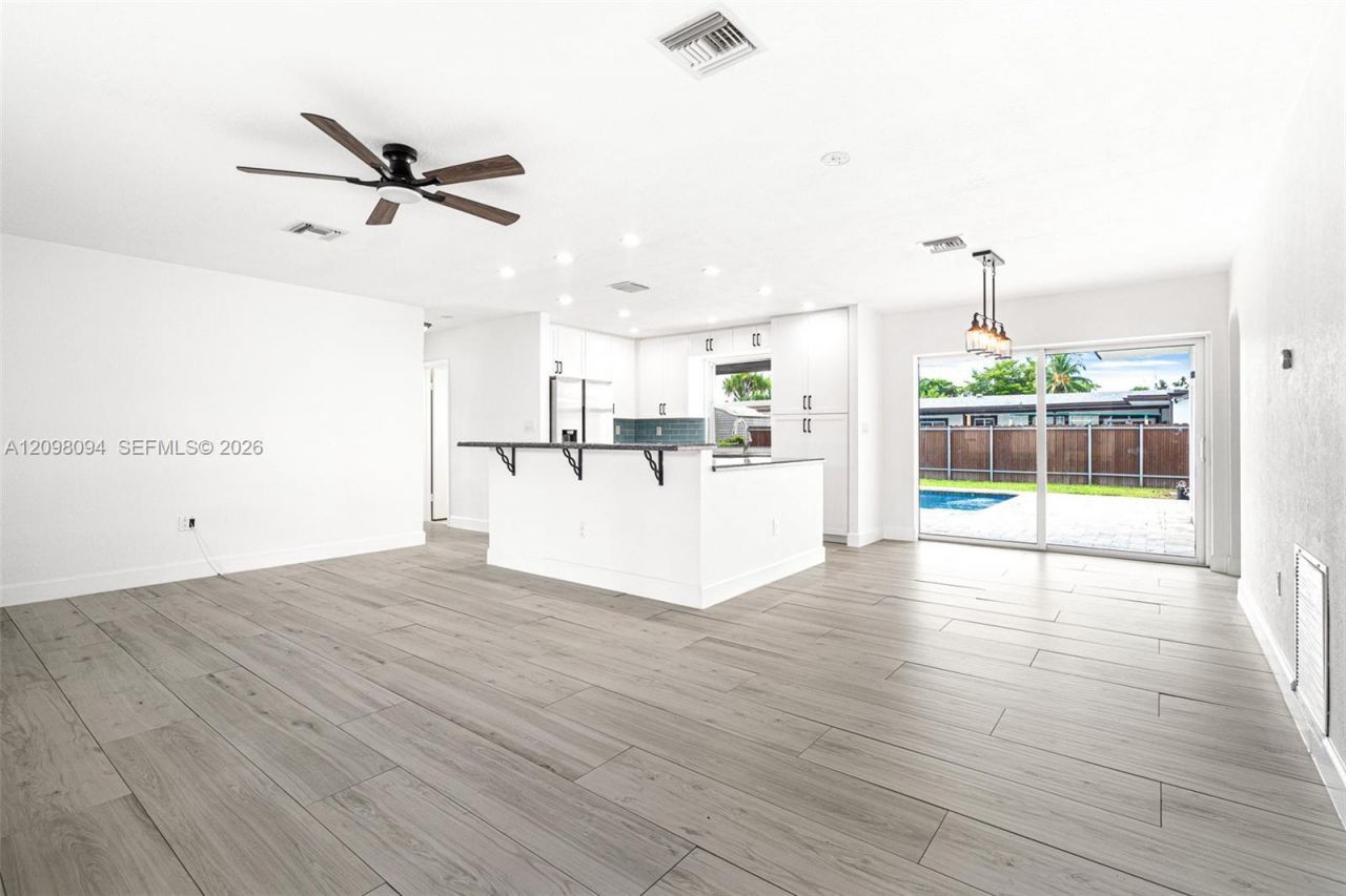 7960 Shalimar St , Unit 7960, Miramar, FL 33023 Photo