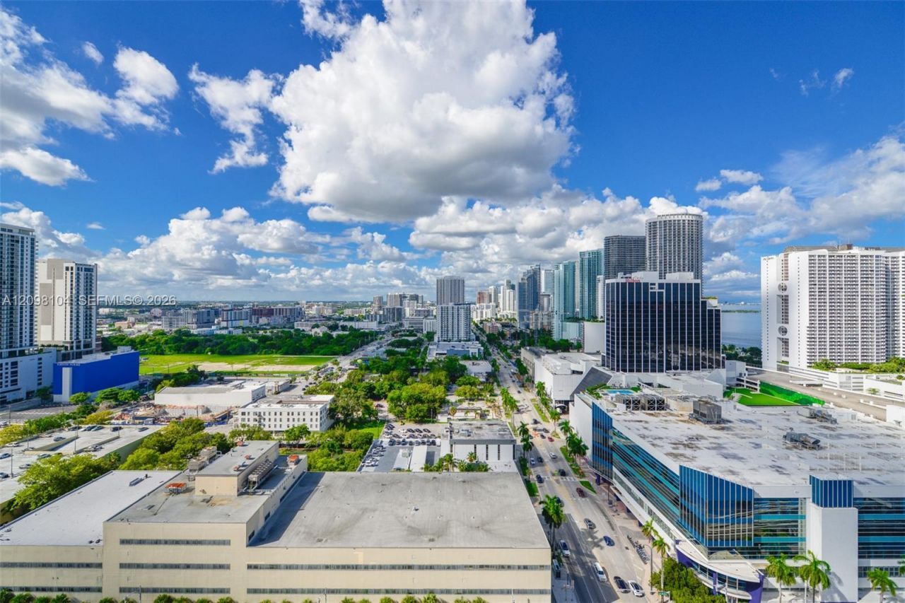 1400 Biscayne Blvd , Unit 2207, Miami, FL 33132 Photo