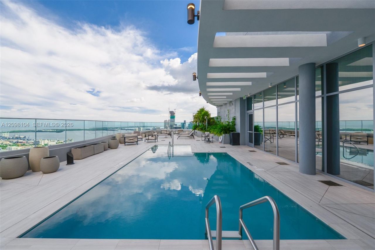 1400 Biscayne Blvd , Unit 2207, Miami, FL 33132 Photo