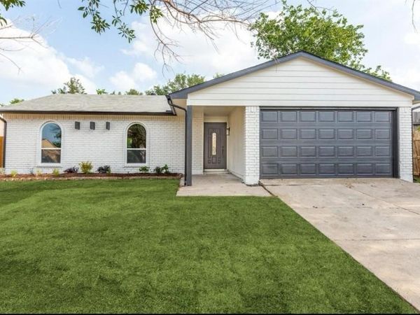 5428 Adams Drive, The Colony, TX 75056