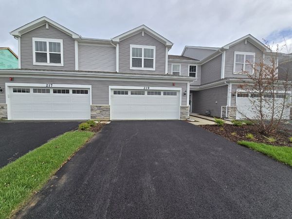 219 Cooney Way , Unit 219, Oswego, IL 60543