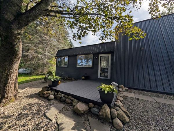 6191 Genesee Road, Springville, NY 14141