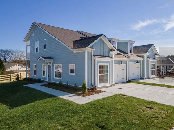 5101 Pace Park Cir , Columbia, TN 38401