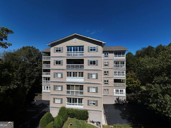 121 River Street, Unit 3A, Hiawassee, GA 30546