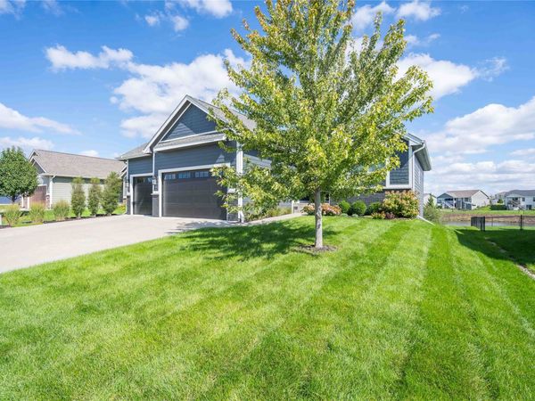 2205 NW Greenwood Street , Ankeny, IA 50023