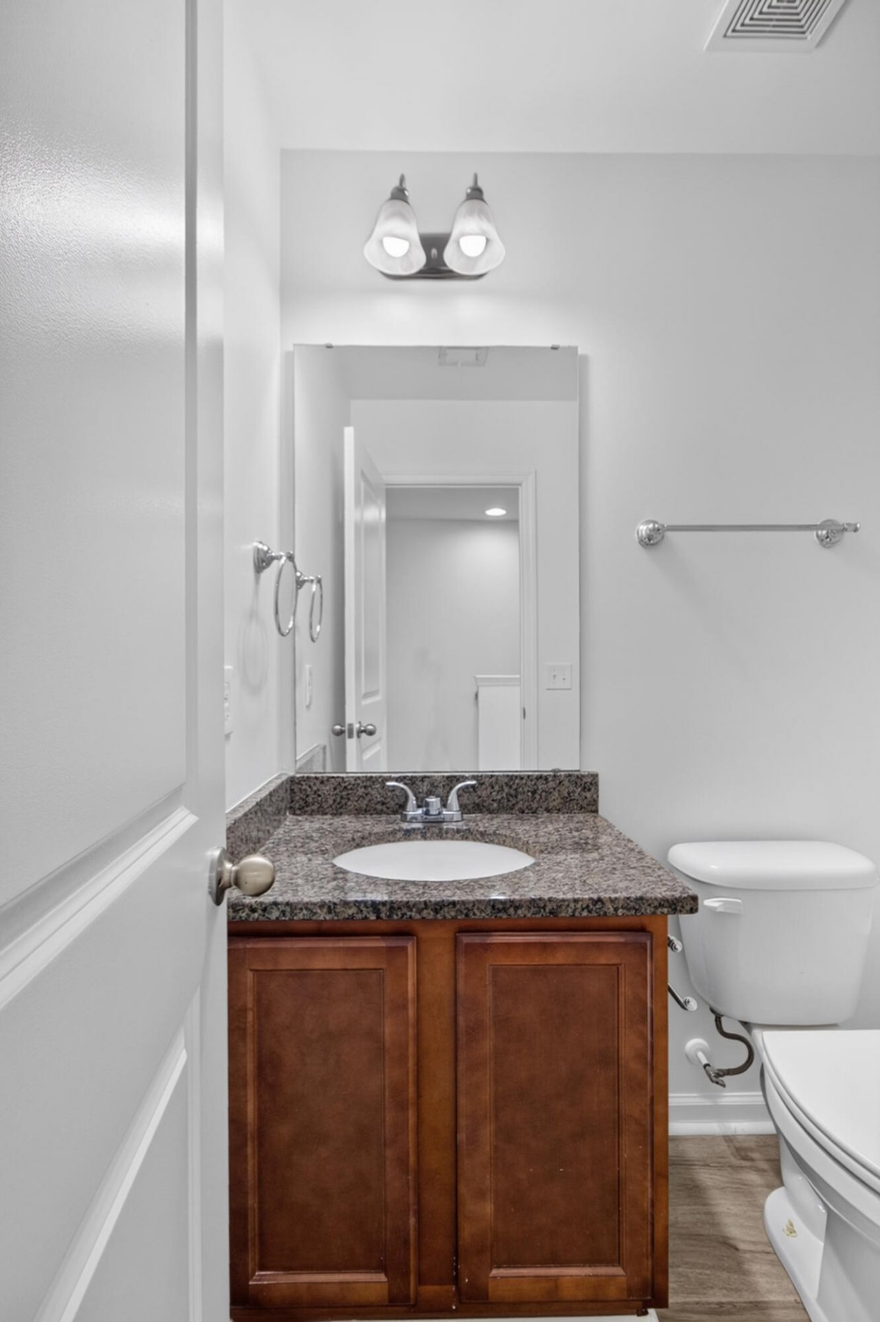 407 Hemingway Circle Photo 21