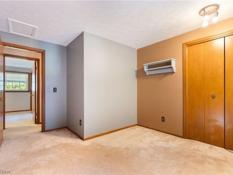 2561 Fallview Street NW, Uniontown, OH 44685 Photo 21