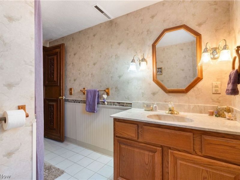 2561 Fallview Street NW, Uniontown, OH 44685 Photo 31
