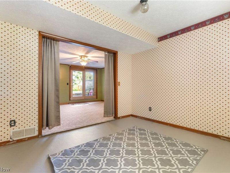 2561 Fallview Street NW, Uniontown, OH 44685 Photo 33