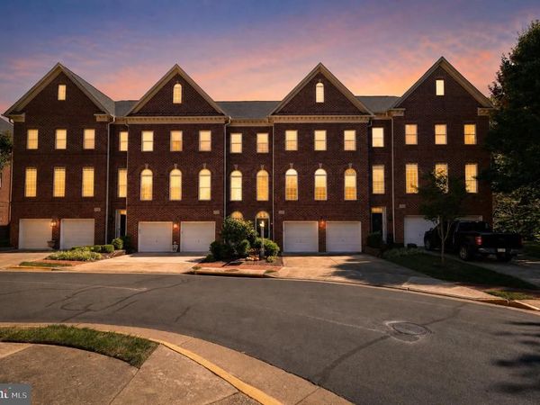 20374 FALLSWAY TERRACE, STERLING, VA 20165
