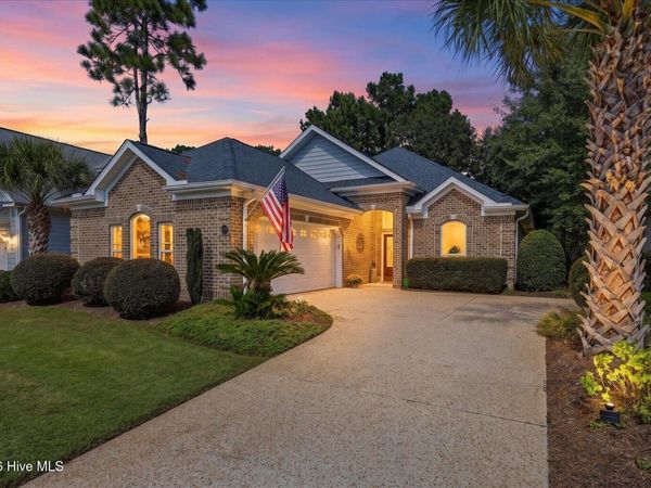 8309 Oak Abbey Trail NE, Leland, NC 28451