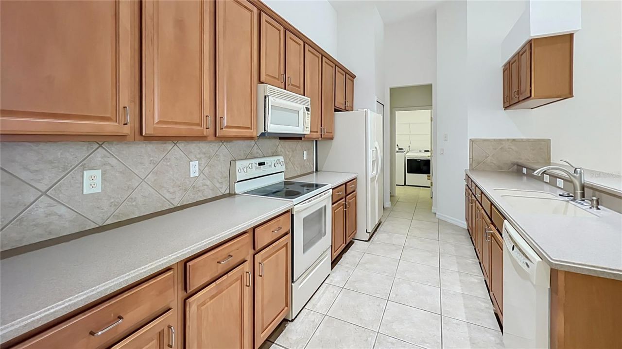 6930 Remington View Court, Orlando, FL 32829 Photo