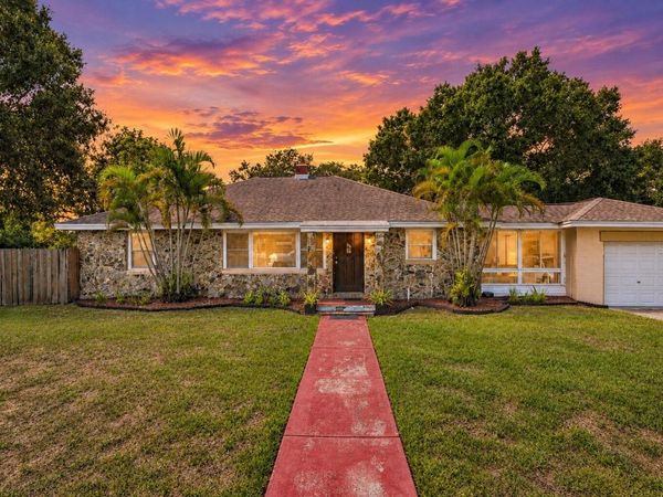 1525 56TH STREET S, GULFPORT, FL 33707