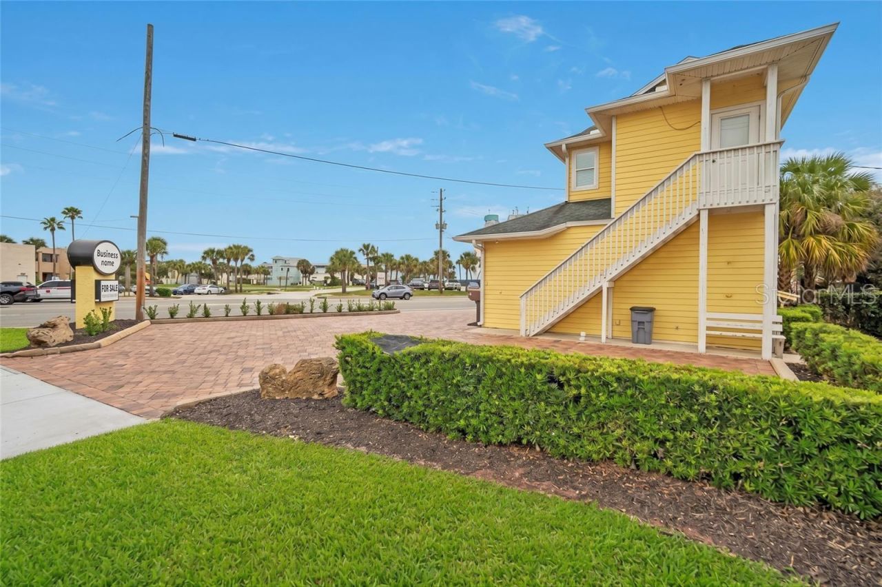 813 A1a, New Smyrna Beach, FL 32169 Photo