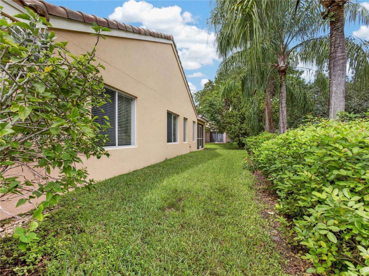 1509 Sunset Way, Weston, FL 33327 Photo
