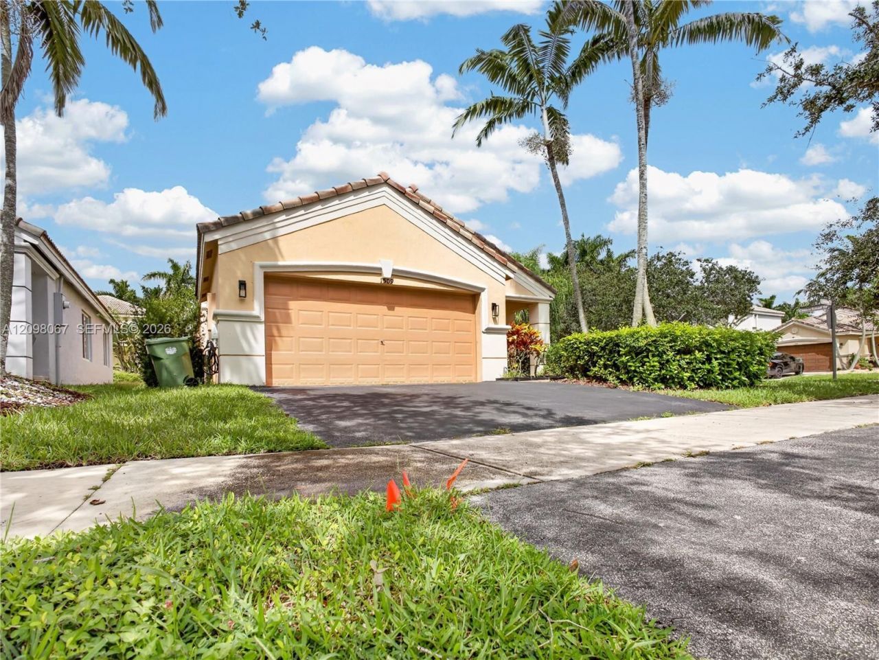 1509 Sunset Way, Weston, FL 33327 Photo
