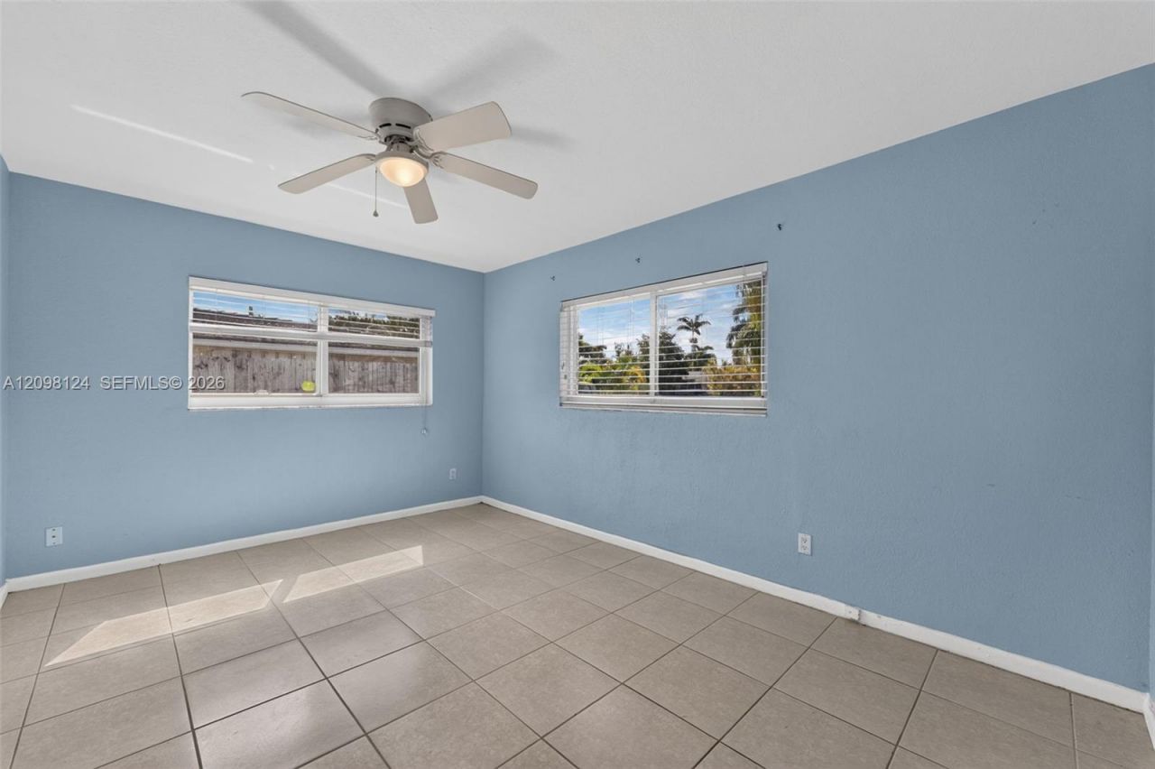 1301 NW 45th St, Fort Lauderdale, FL 33309 Photo